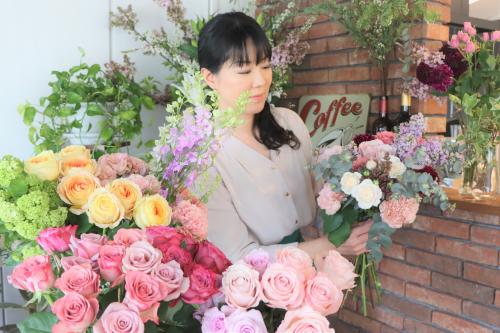 スリールフラワーの大西さんの写真です。