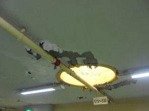駐輪場天井